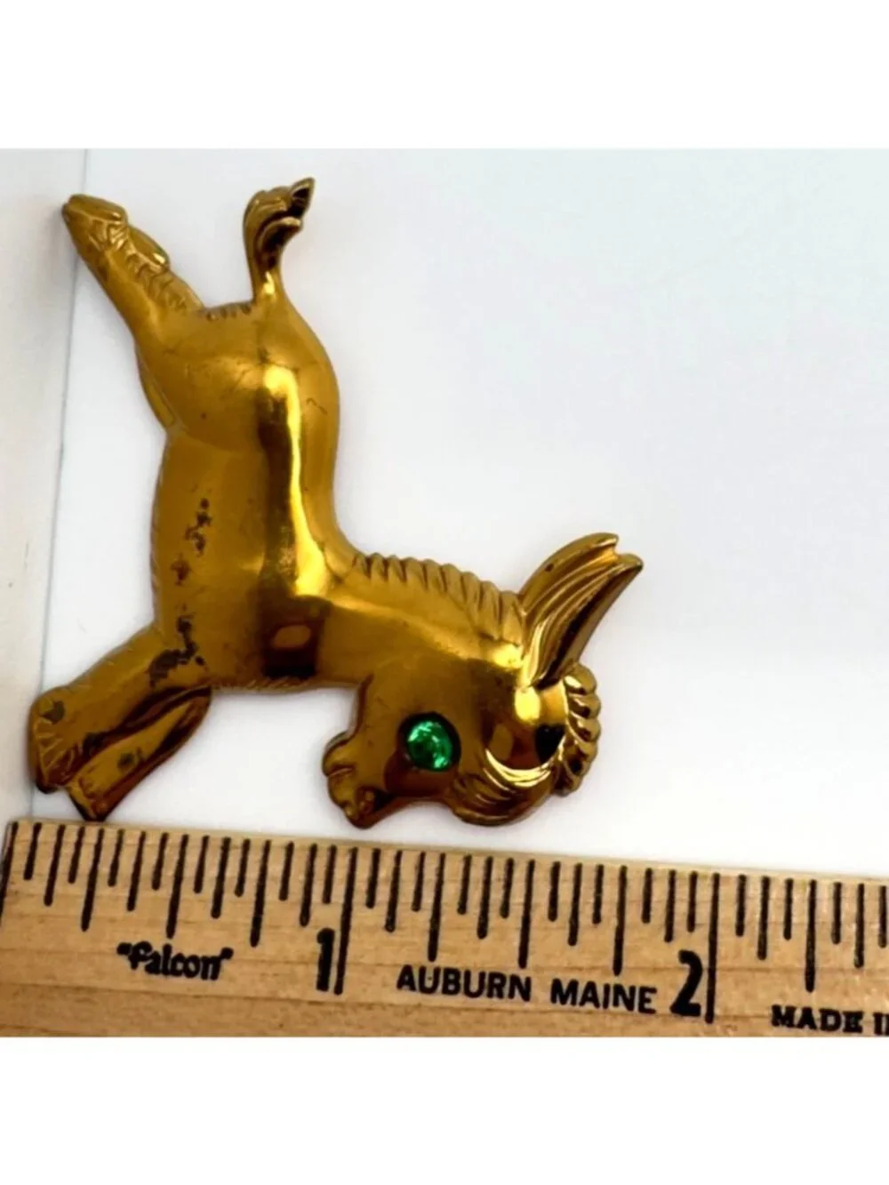 Vtg Gold Tone Donkey Brooch Green Rhinestone Eye Pressed Metal Pin 1 3/8